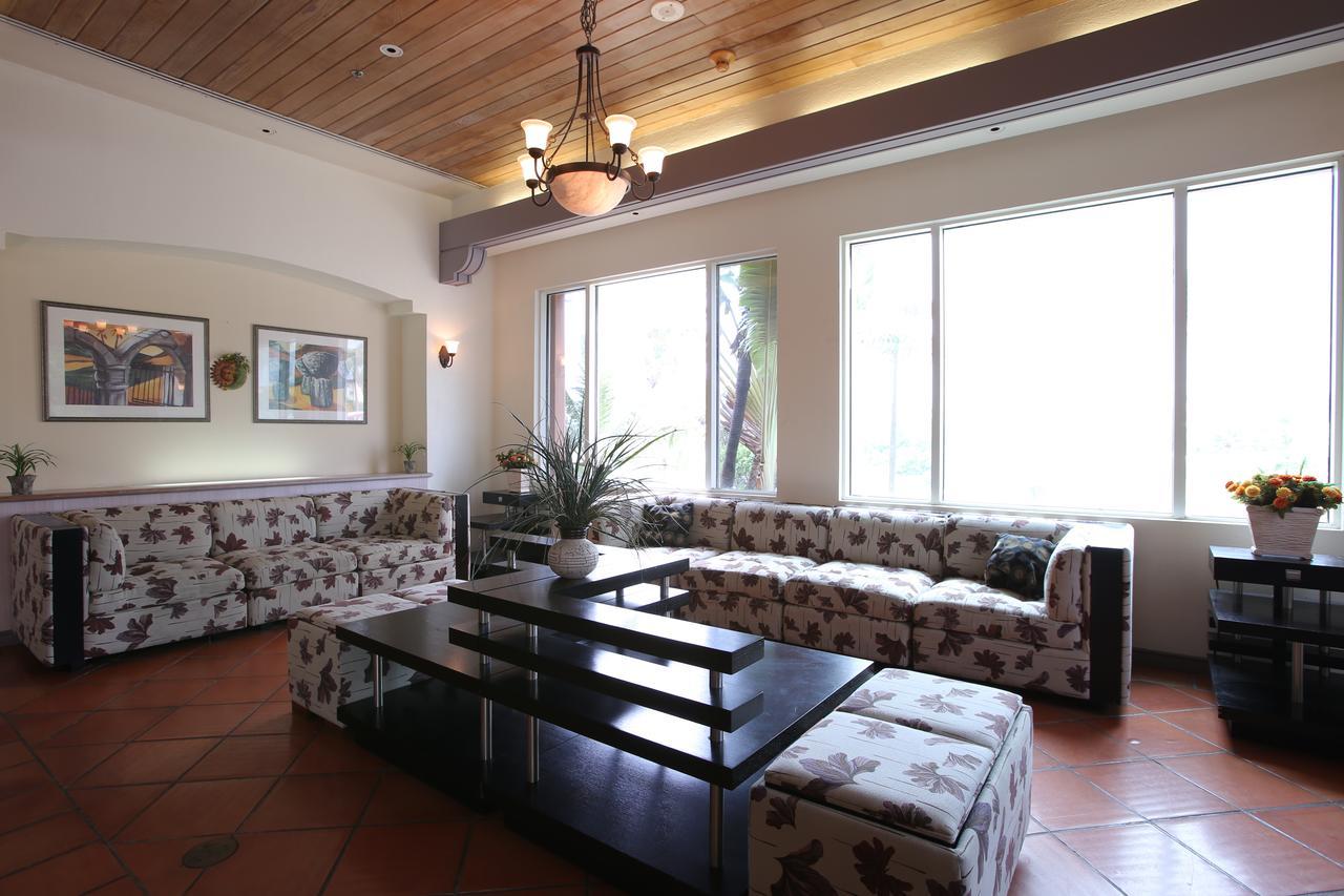 Hotel Santa Fe Tamuning Eksteriør billede